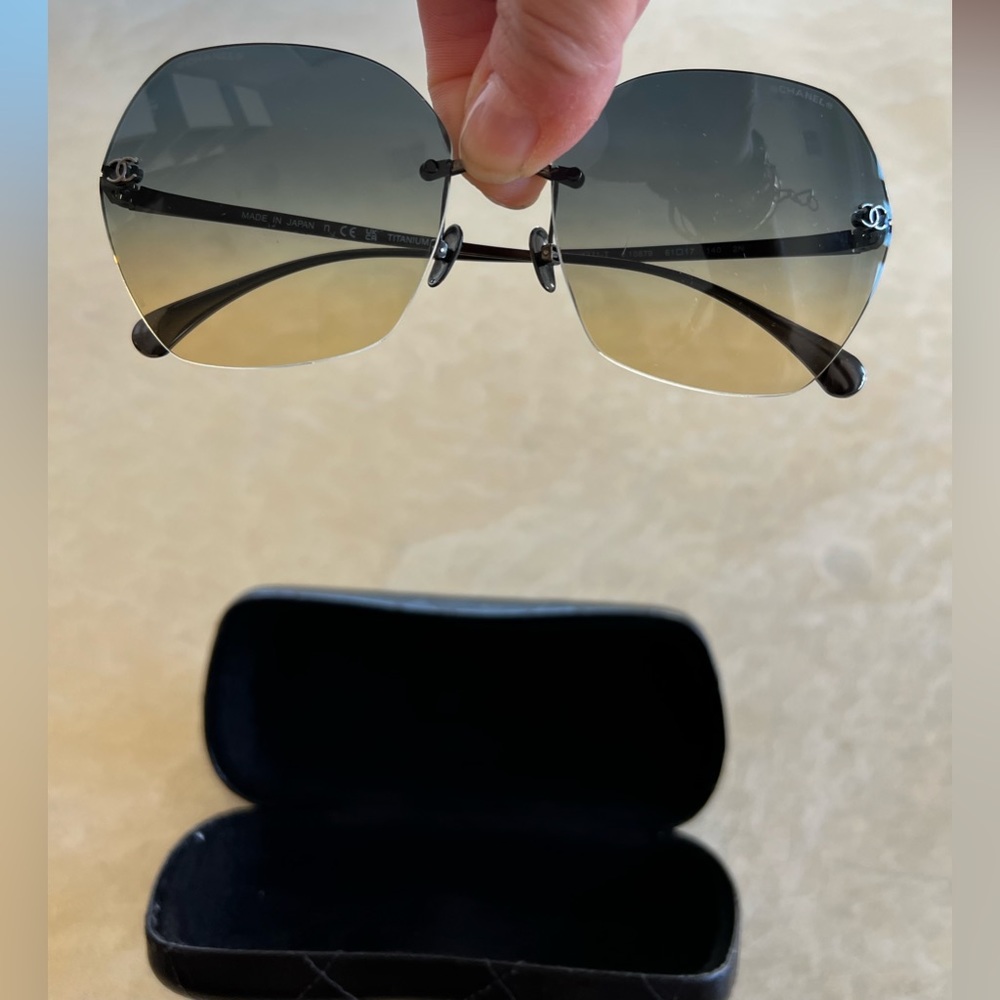 Chanel square blue gradient sunglasses titanium 4271T C108/79